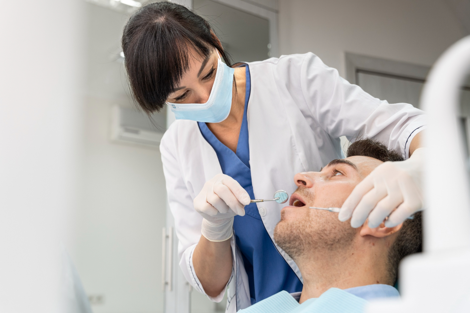 Dentist Vs Orthodontist in Boca Raton: What's the Difference?